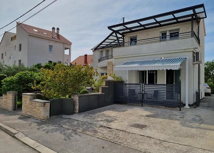 Onlystudio With Free Parking